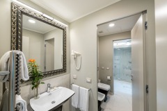 DBHOTEL129
