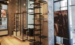 140_GXTST_03_geox-negozio-corso-italia-restyling-trieste-retail