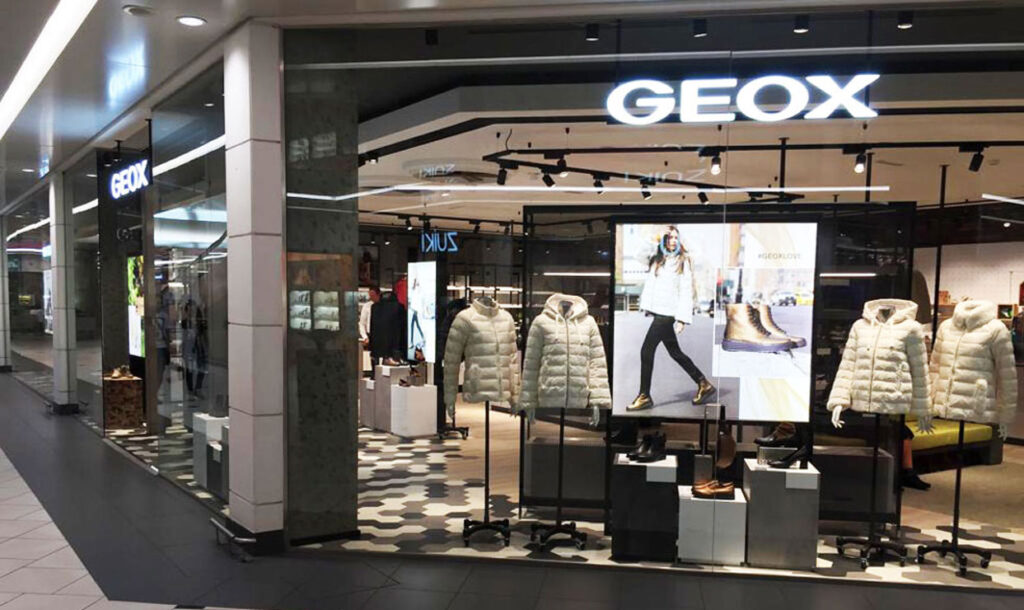 Ristrutturazione con nuovo concept punto vendita Geox in Verona in centro commerciale GrandeMela